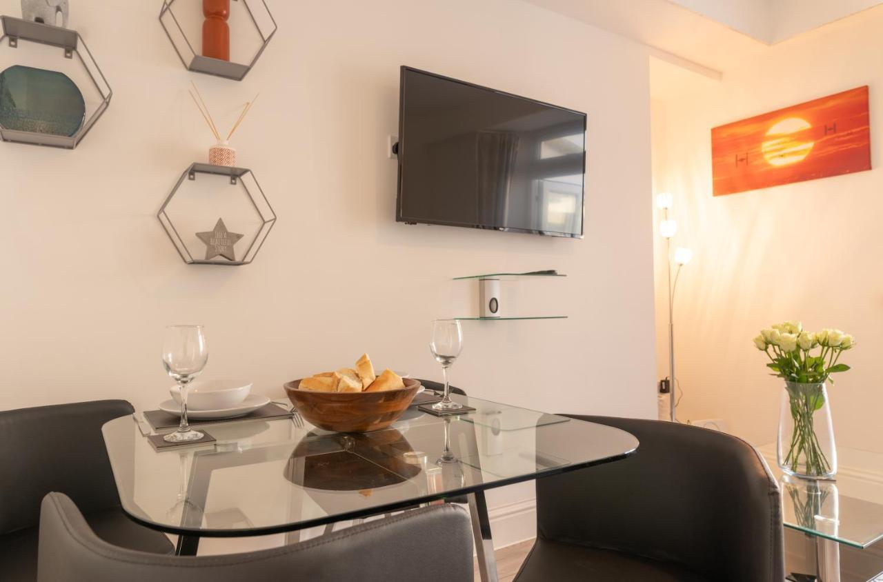 Highfield House - 1 Bed-Sleeps 2-Tjs20Hh Lejlighed Ilfracombe Eksteriør billede